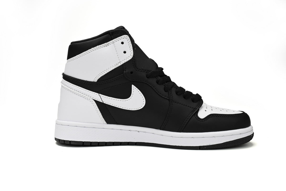 Jordan 1 Retro High OG Black White DZ5485-010