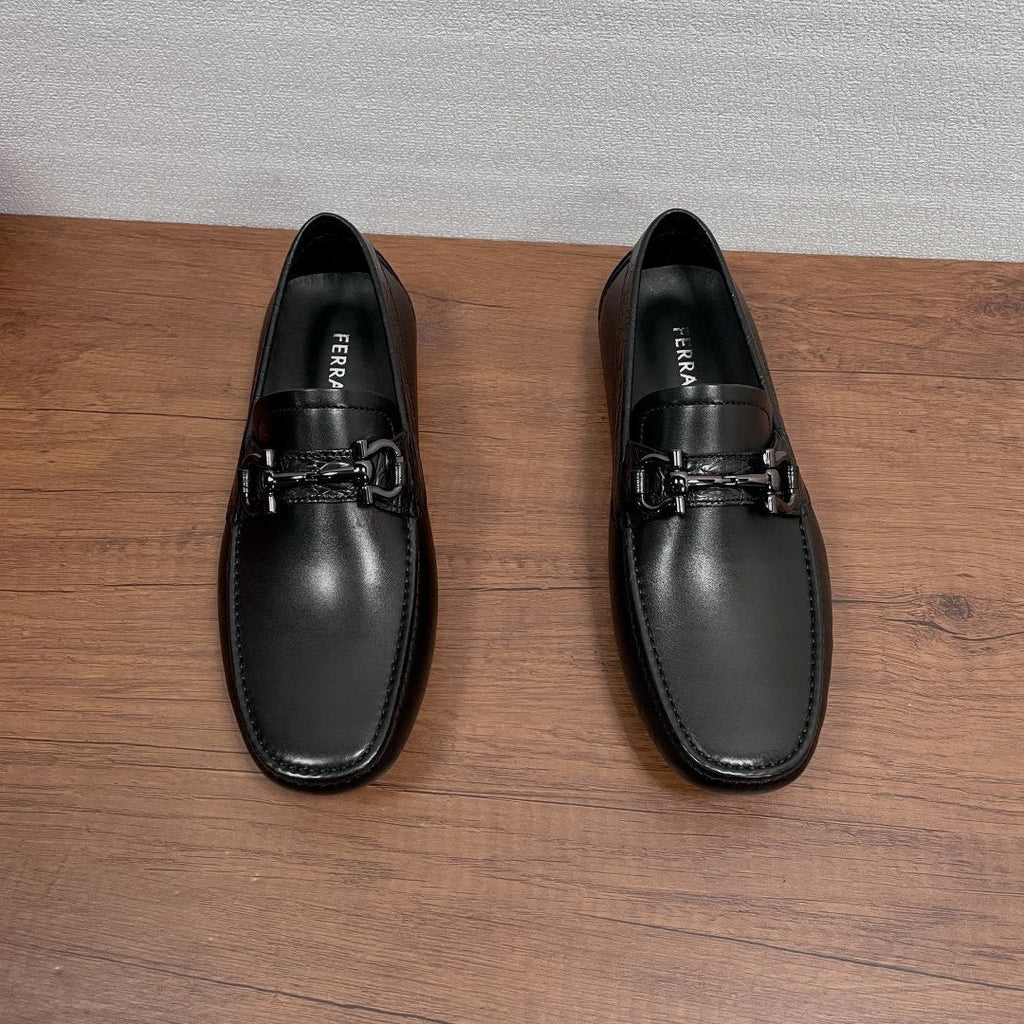 FERRAGAMO Black Horsebit Driving Loafers