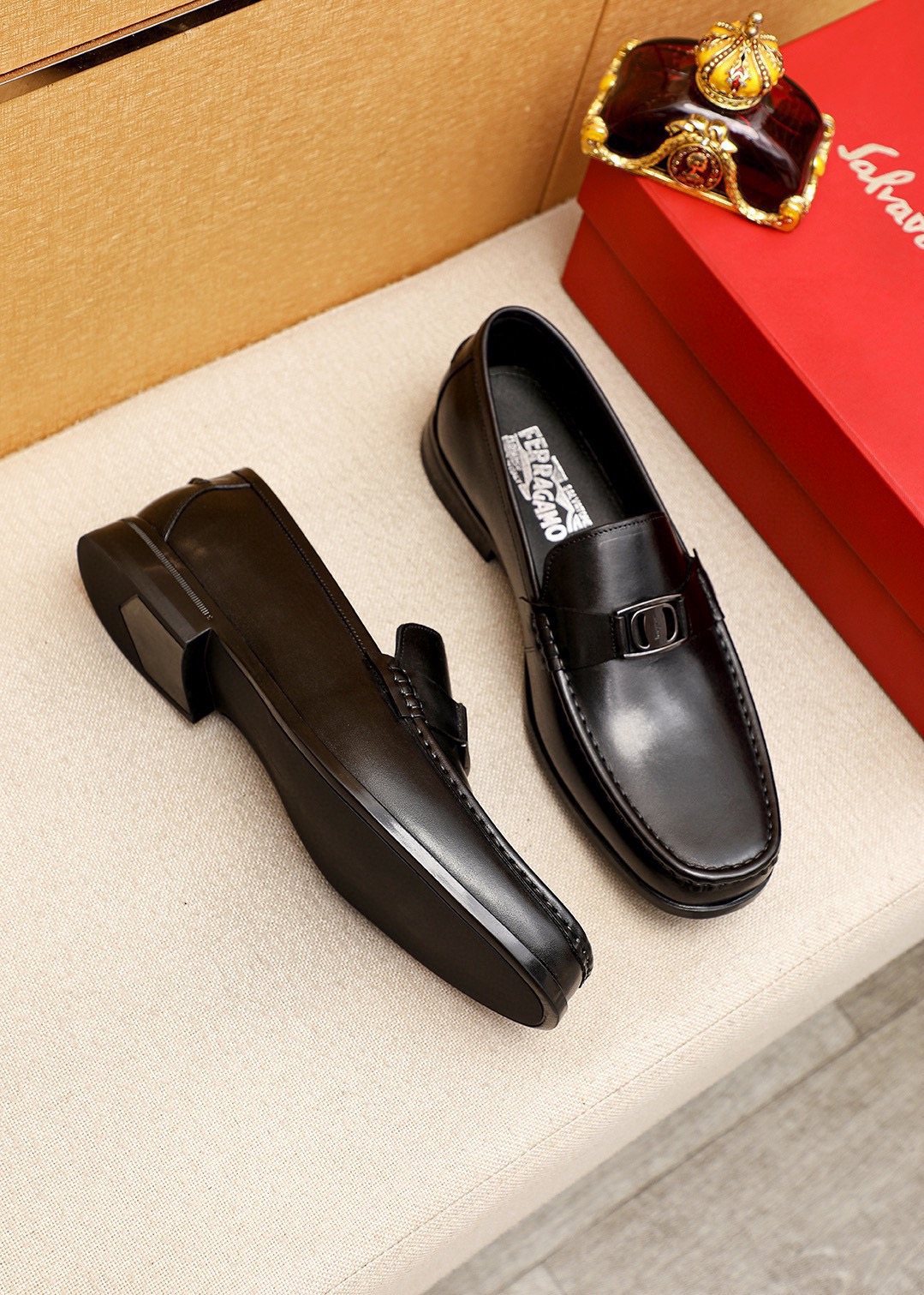 Ferragamo Men's Black Buckle Loafers - Metal Buckle Detail